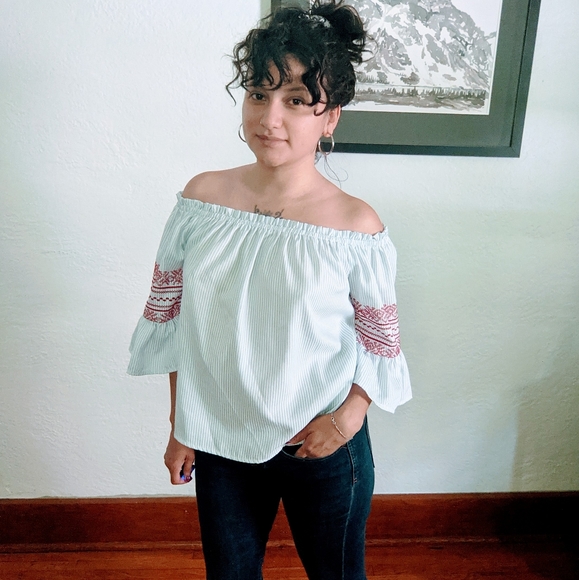 Boho Bell Sleeve Top with Embroidery - Picture 5 of 5